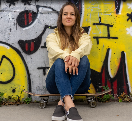 Panka - Vibe - Citomsárga hoodie - Női